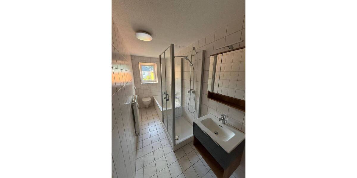 Etagenwohnung Chemnitz Einsiedel - 2 Zimmer, 42 m&sup2;, 199&euro; | Angebot:24113596