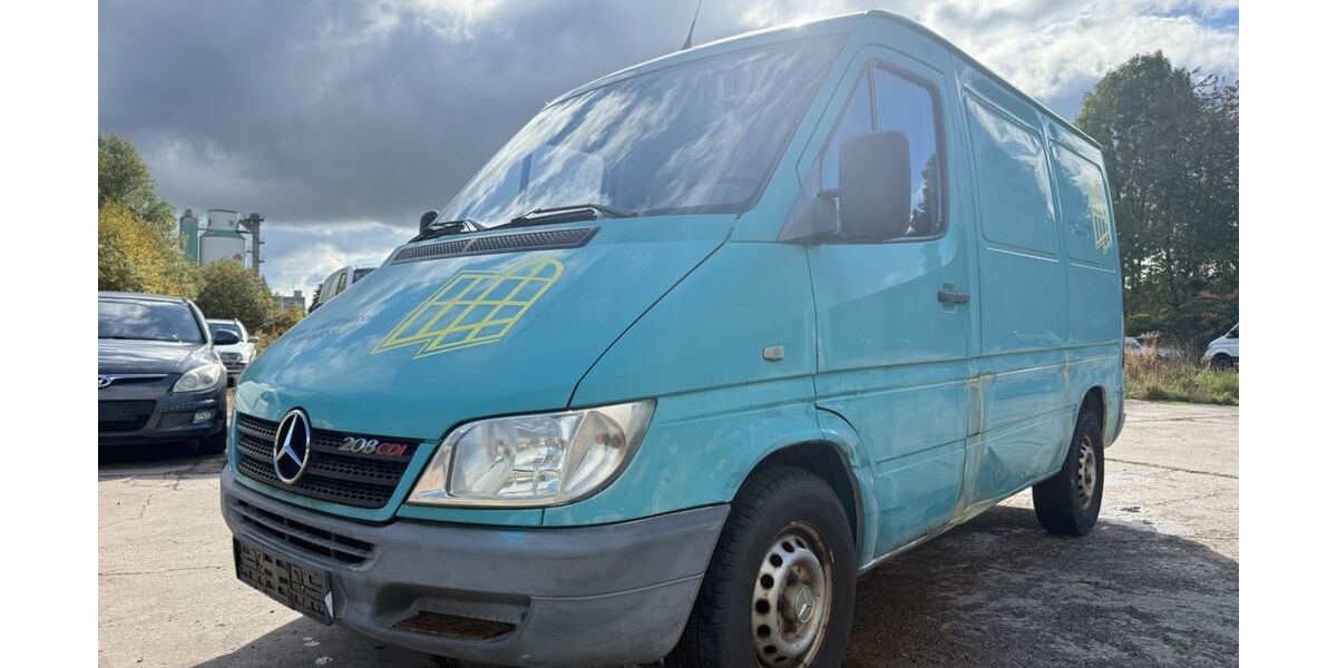 Mercedes-Benz Sprinter 111.000 km 3.999 &euro; Chemnitz 09114