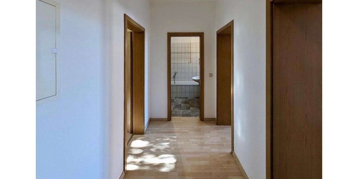 Etagenwohnung Chemnitz Hilbersdorf - 3 Zimmer, 65 m&sup2;, 52.000&euro; | Angebot:27228988