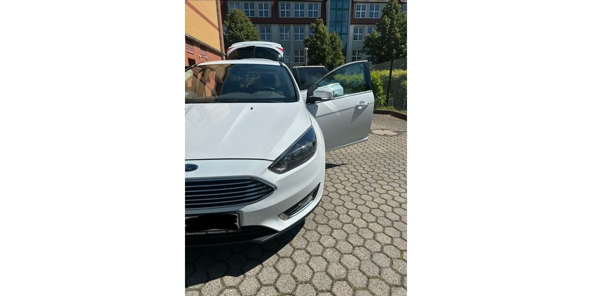 Ford Focus 127.000 km 9.000 &euro; Flöha 09557
