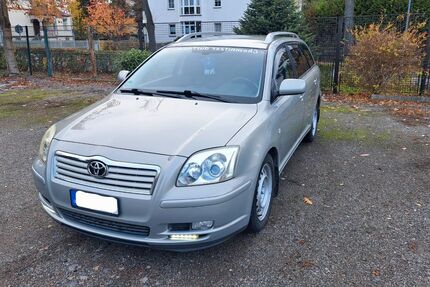 Toyota Avensis 200.000 km 3.200 &euro; Chemnitz 09123