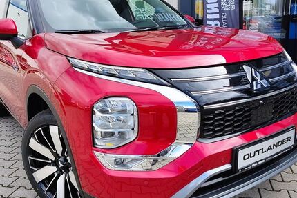 Mitsubishi Plug-in Hybrid Outlander 8.500 km 47.980 &euro; Chemnitz 09116
