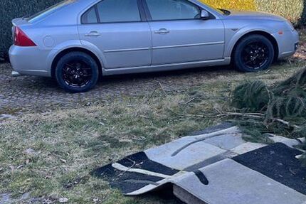 Ford Mondeo 230.000 km 900 &euro; Geringswalde 09326