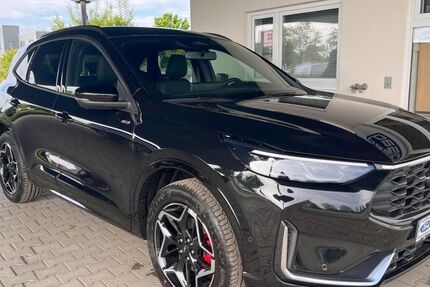 Ford Kuga 15.000 km 39.990 € Glauchau 08371