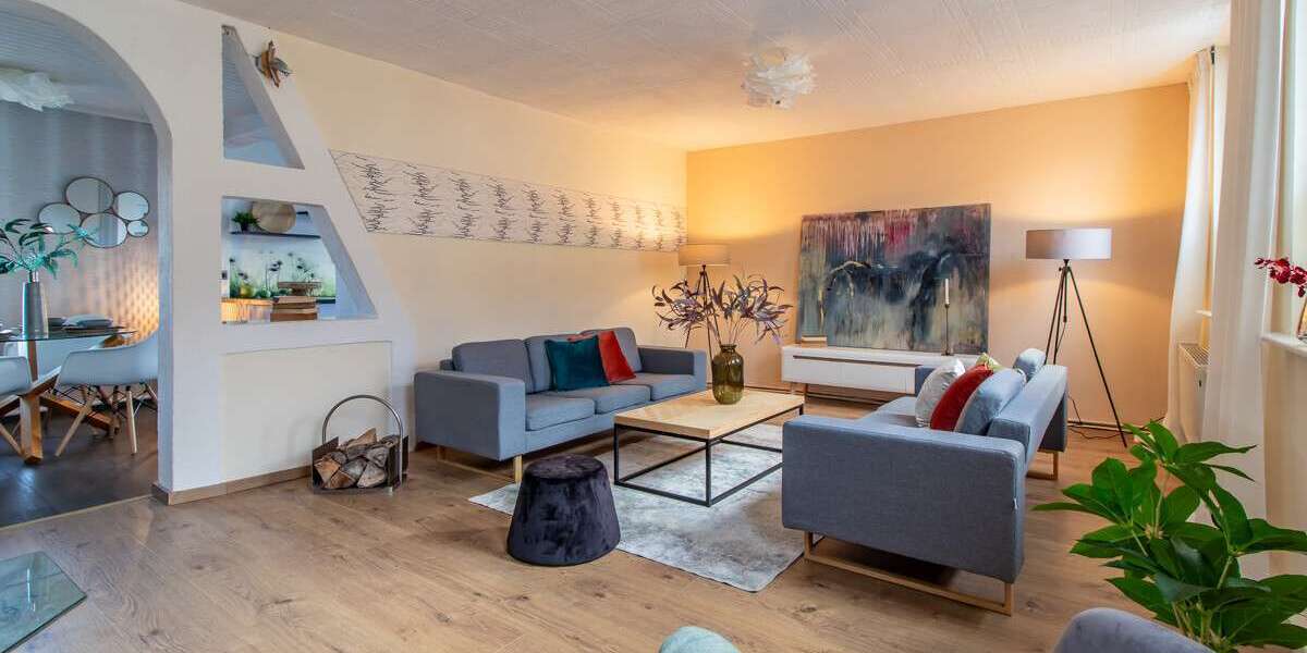 Einfamilienhaus Glauchau - 9 Zimmer, 170 m&sup2;, 269.000&euro; | Angebot:26115181