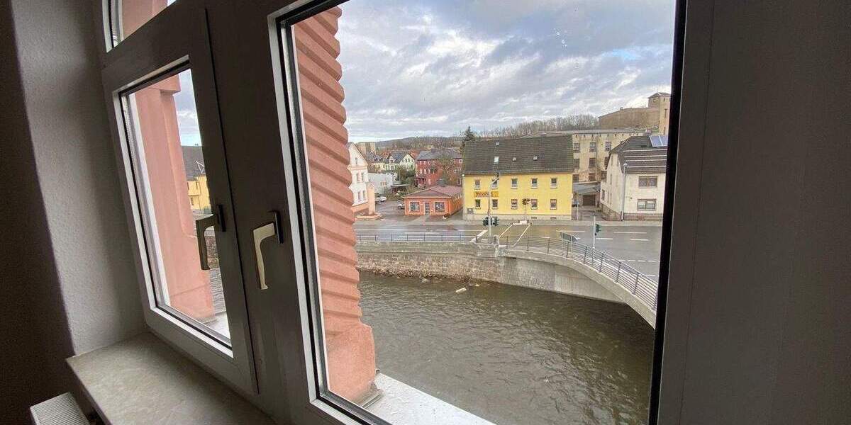 Etagenwohnung Flöha - 2 Zimmer, 67 m&sup2;, 350&euro; | Angebot:25340777