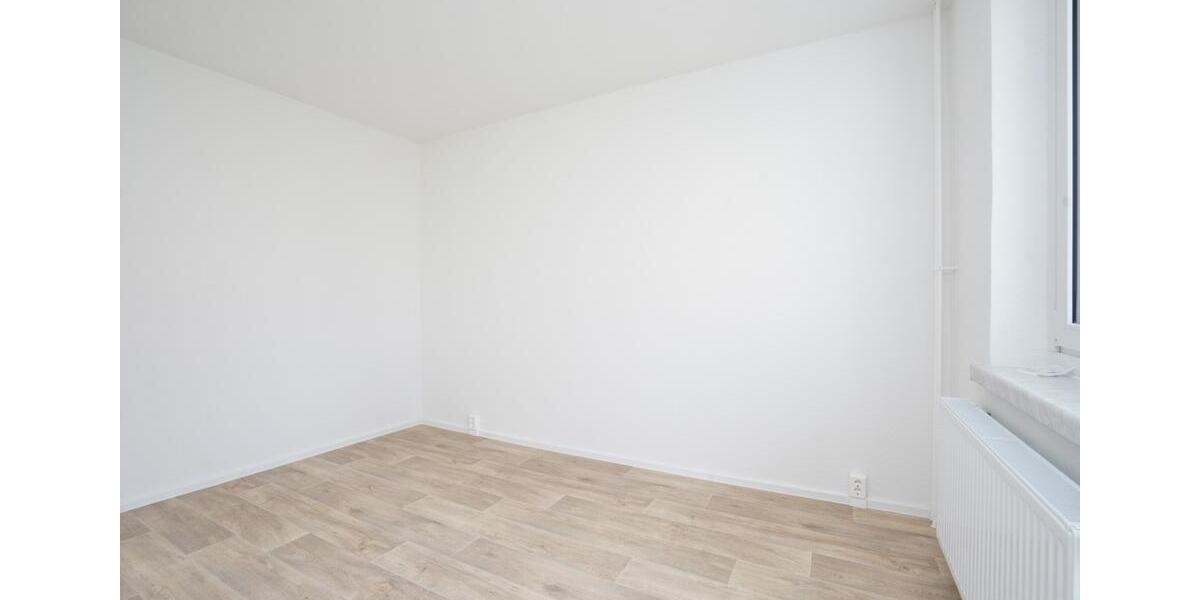 Erdgeschoßwohnung Chemnitz Adelsberg - 3 Zimmer, 92 m&sup2;, 571&euro; | Angebot:26295080