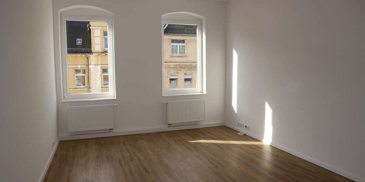 Etagenwohnung Chemnitz Sonnenberg - 4 Zimmer, 100 m&sup2;, 600&euro; | Angebot:25626553