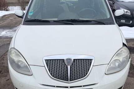 Lancia Ypsilon 153.750 km 1.500 &euro; Glauchau 08371