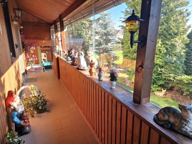 Wohnhaus mit schönem Grundstück in ruhiger Lage! 5 zimmer