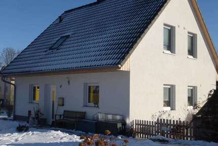 Haus zum Kaufen in Oelsnitz 350.000 € 117 m² 4 zimmer