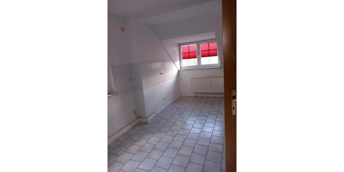 Dachgeschoßwohnung Chemnitz Rabenstein - 2 Zimmer, 45 m&sup2;, 270&euro; | Angebot:26523217