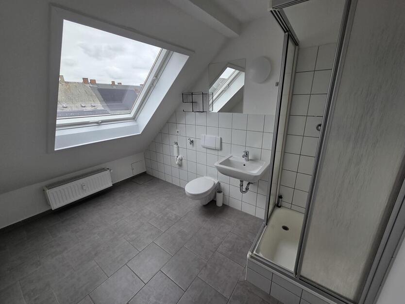 Gemütliche 3-Zimmer-Dachgeschosswohnung mit Einbauküche in Chemnitz-Hilbersdorf! 3 zimmer