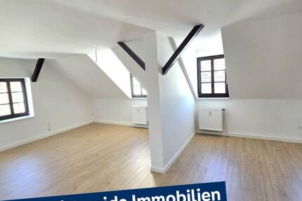 Viel Platz unterm Dach: 5‑Zimmer-Wohnung mit Sichtbalken & Tageslichtbad! - Wohnung Chemnitz Gablenz | Angebot:26674854