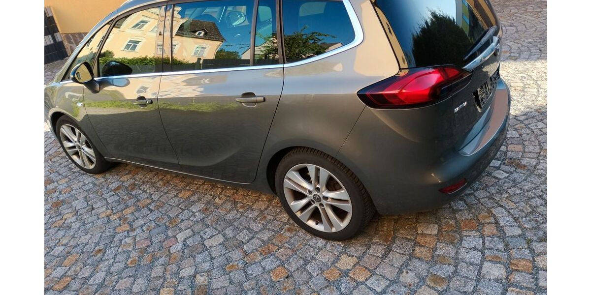 Opel Zafira 97.551 km 18.899 &euro; Limbach-Oberfrohna 09212