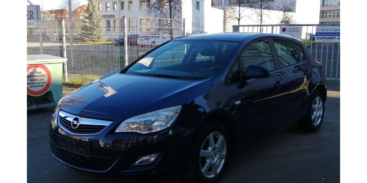 Opel Astra 135.300 km 4.999 &euro; Chemnitz 09120