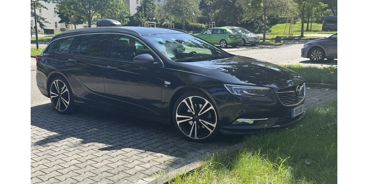 Opel Insignia Sports Tourer 95.500 km 16.499 &euro; Burgstädt 09217