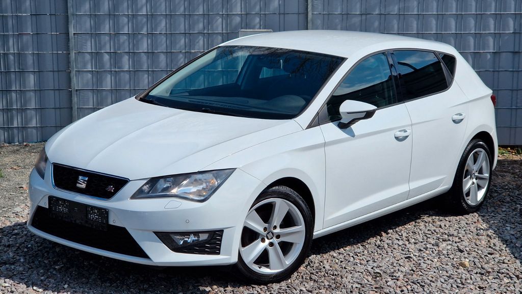 Seat Leon 85.710 km 10.390 &euro; Chemnitz 09114