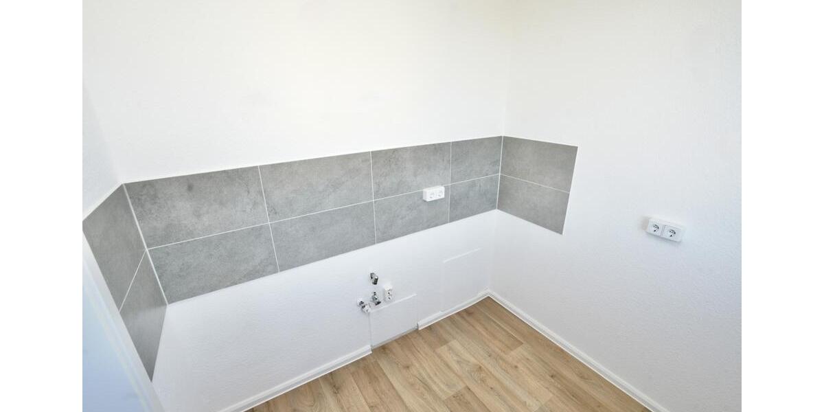 Etagenwohnung Chemnitz Adelsberg - 2 Zimmer, 46 m&sup2;, 254&euro; | Angebot:26423698