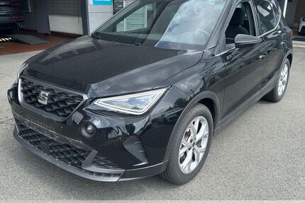 Seat Arona 14.990 km 16.199 &euro; Chemnitz 09125