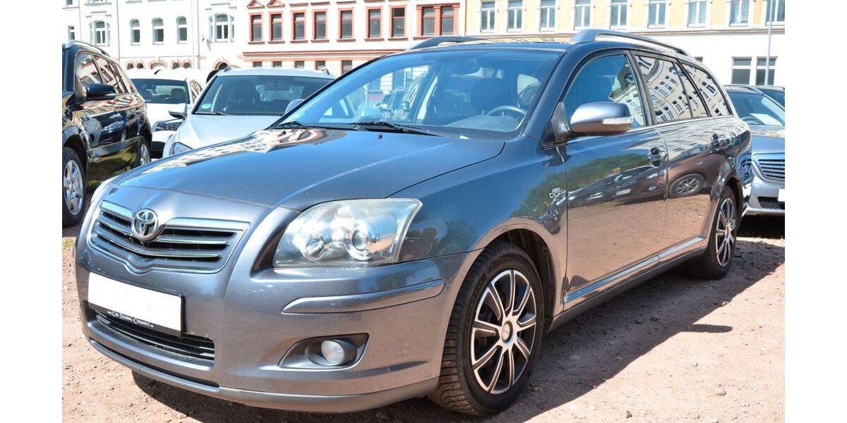 Toyota Avensis 206.850 km 1.999 &euro; Chemnitz 09114