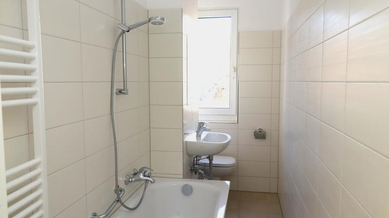 Etagenwohnung Chemnitz Kapellenberg - 3 Zimmer, 58 m&sup2;, 348&euro; | Angebot:26561125