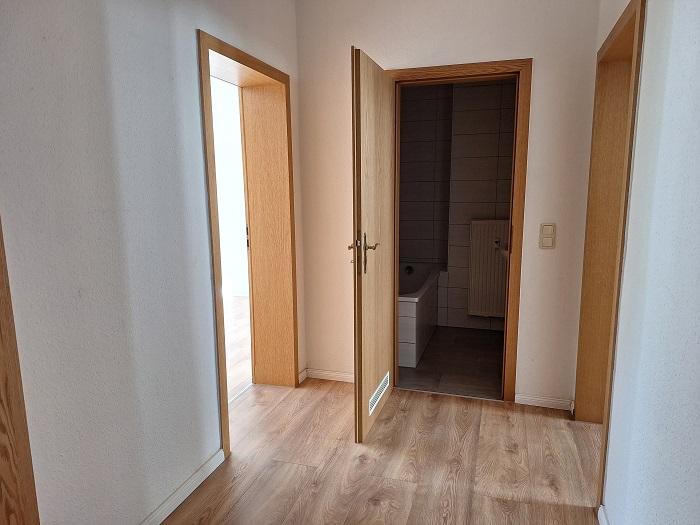 Etagenwohnung Chemnitz Kapellenberg - 3 Zimmer, 84 m&sup2;, 480&euro; | Angebot:26562183