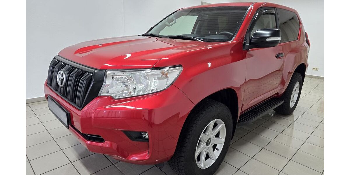 Toyota Land Cruiser 9.000 km 64.990 &euro; Chemnitz 09114