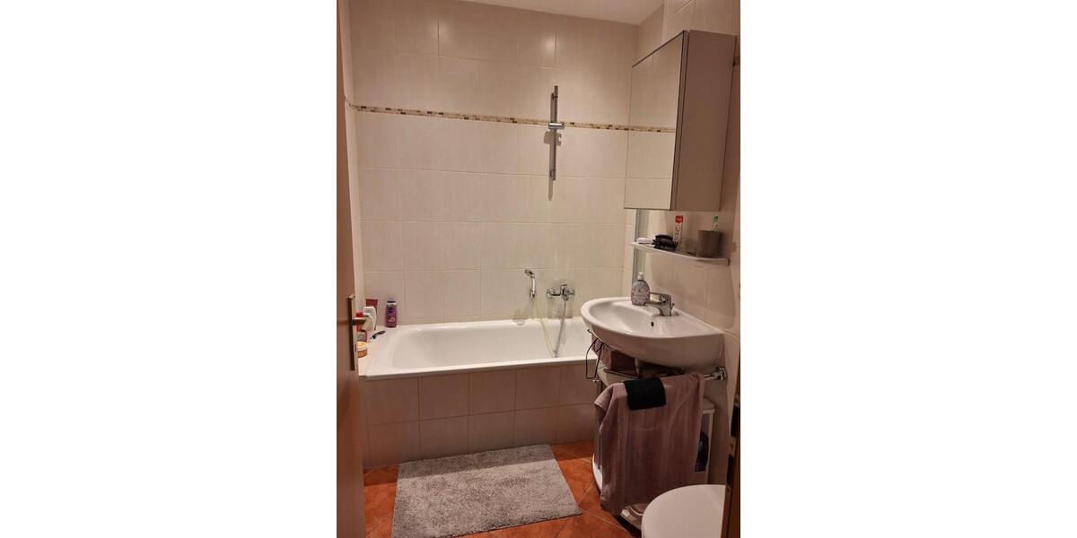 Erdgeschoßwohnung Chemnitz Kapellenberg - 1.5 Zimmer, 37 m&sup2;, 260&euro; | Angebot:26286521