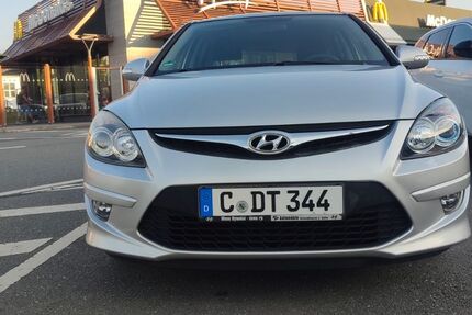 Hyundai i30 117.900 km 5.100 &euro; Chemnitz 09116