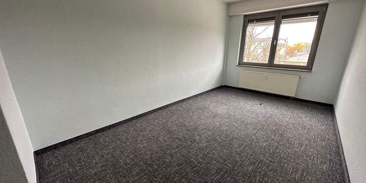 Gewerbeobjekt Chemnitz Zentrum - 8 Zimmer, 350 m&sup2;, 2.800&euro; | Angebot:21323229