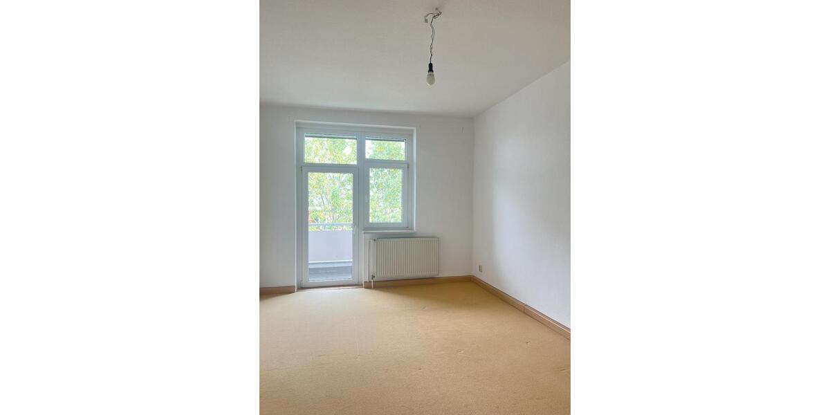 Dachgeschoßwohnung Chemnitz Kapellenberg - 2 Zimmer, 60 m&sup2;, 330&euro; | Angebot:24369757