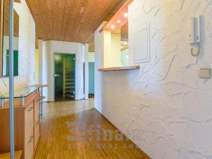 Etagenwohnung Chemnitz Altendorf - 2 Zimmer, 81 m&sup2;, 125.000&euro; | Angebot:25609379