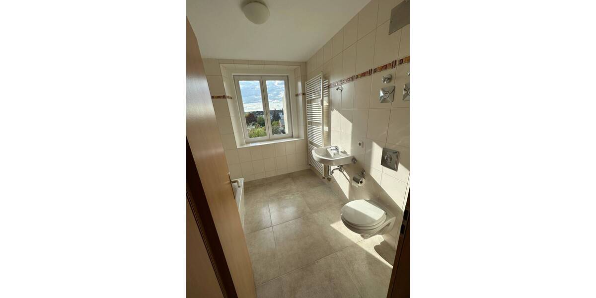 Etagenwohnung Chemnitz Sonnenberg - 3 Zimmer, 64 m&sup2;, 450&euro; | Angebot:26487720
