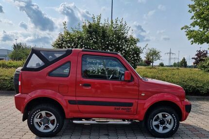 Suzuki Jimny 216.000 km 7.449 € Chemnitz 09111
