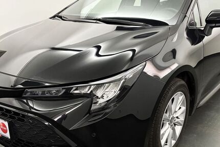 Toyota Corolla 10.965 km 27.990 &euro; Mittweida 09648