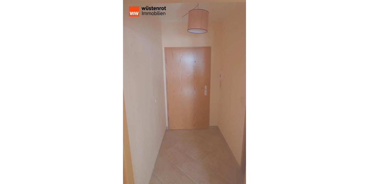 Etagenwohnung Oederan - 1 Zimmer, 43 m&sup2;, 240&euro; | Angebot:25867448