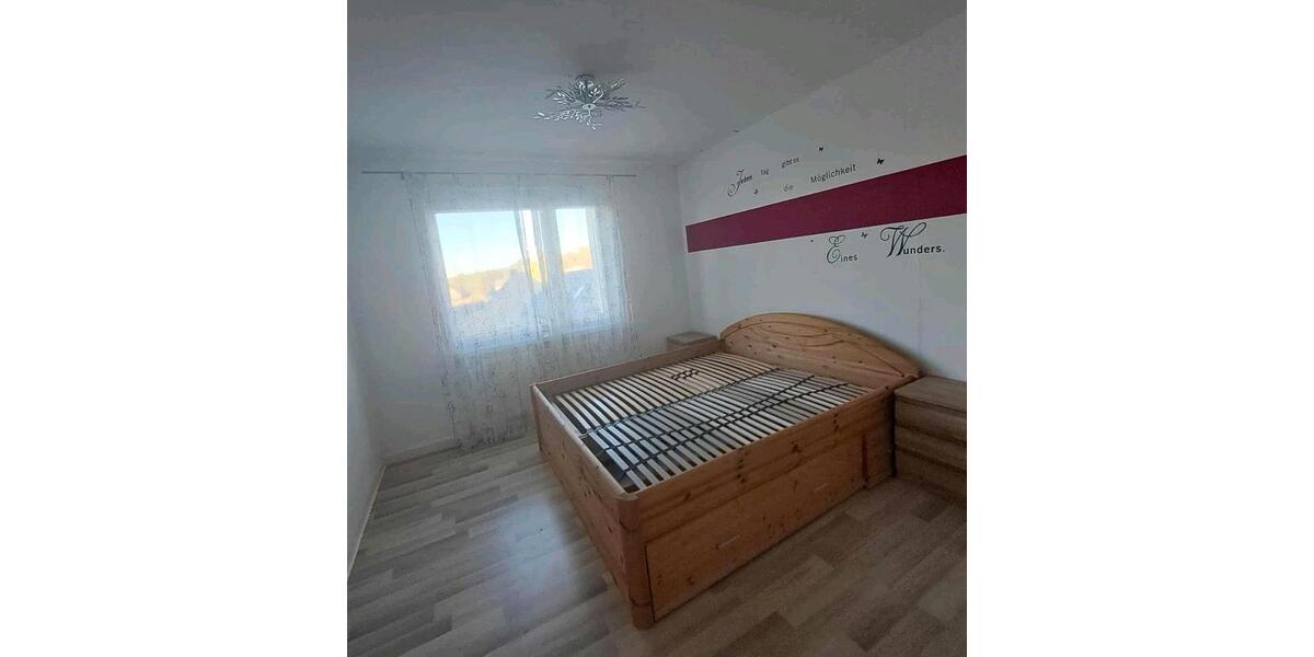 Etagenwohnung Hohenstein-Ernstthal Ernstthal - 3 Zimmer, 62 m&sup2;, 35.000&euro; | Angebot:27028747