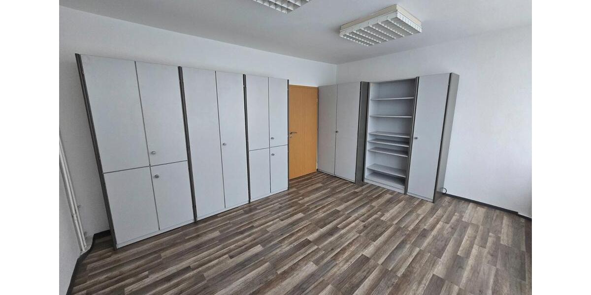 Gewerbeobjekt Chemnitz Helbersdorf - 250&euro; | Angebot:26640687