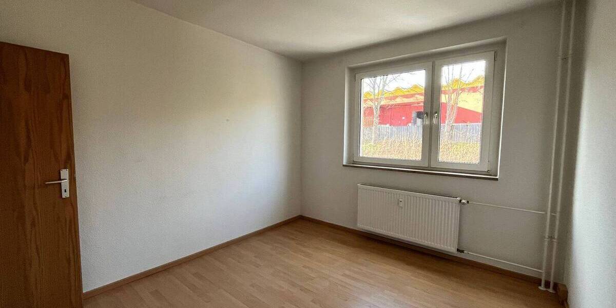 Etagenwohnung Chemnitz Helbersdorf - 3 Zimmer, 60 m&sup2;, 354&euro; | Angebot:26378844