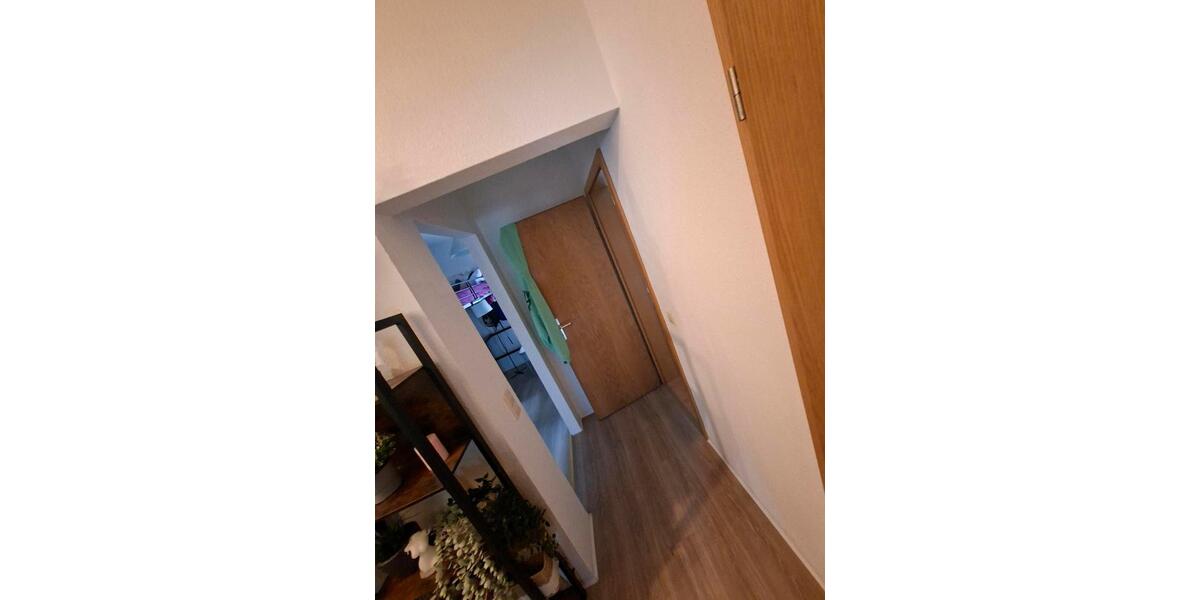 Etagenwohnung Chemnitz Borna-Heinersdorf - 3 Zimmer, 65 m&sup2;, 555&euro; | Angebot:26295514
