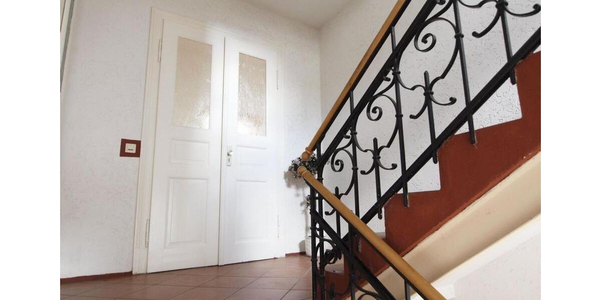 Etagenwohnung Frankenberg (Sachsen) - 2 Zimmer, 51 m&sup2;, 320&euro; | Angebot:26277908