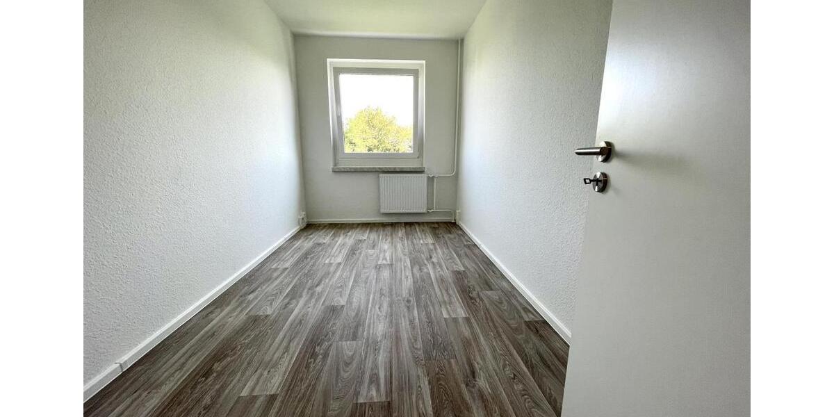 Etagenwohnung Chemnitz Kapellenberg - 4 Zimmer, 69 m&sup2;, 408&euro; | Angebot:26339483