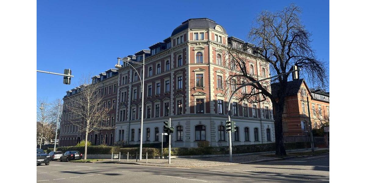 Kaßberg-Wohnung mit Stil – Komfortabler Stellplatz auf Wunsch 3 zimmer