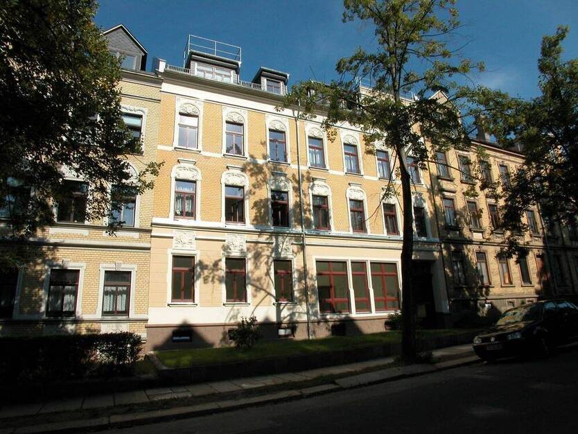 +++ Studenten Azubis aufgepasst! +++ große 1-Zimmer-Wohnung mit EBK und CP-Stellplatz +++
