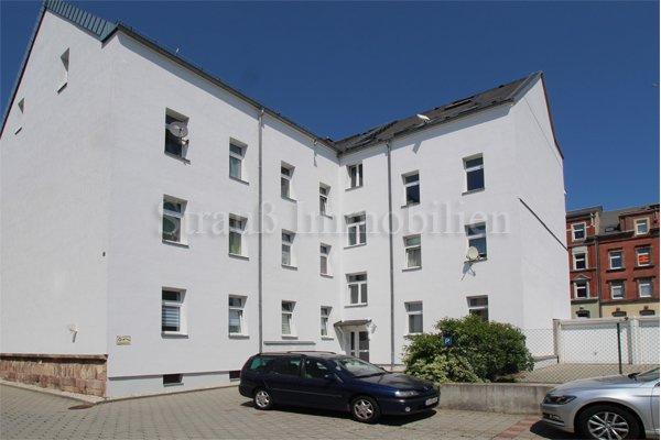 Frisch renoviert... neuer Bodenbelag... 1 zimmer