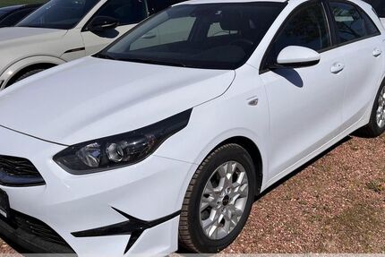 Kia ceed / Ceed 48.900 km 17.899 &euro; Oberlungwitz 09353