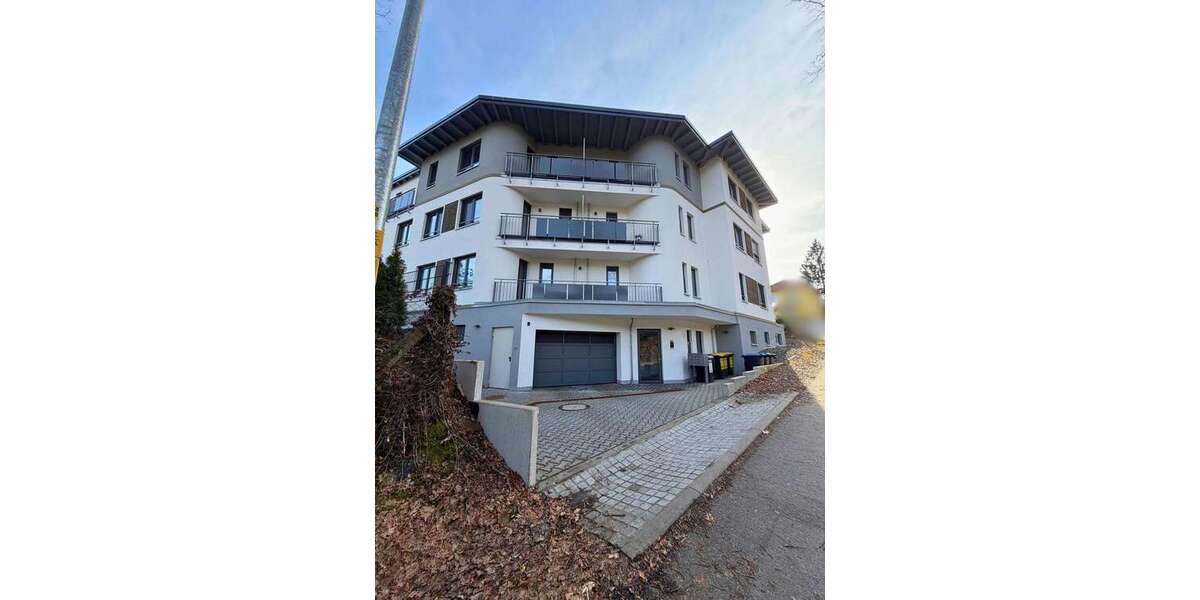 ruhig Wohnen mit Terrasse & Balkonen & TG-Stellplatz - Maisonettenwohnung Chemnitz | Angebot:25932234