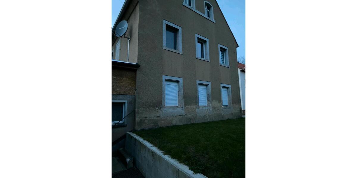 Einfamilienhaus Hainichen - 2 Zimmer, 110 m&sup2;, 95.000&euro; | Angebot:26748641