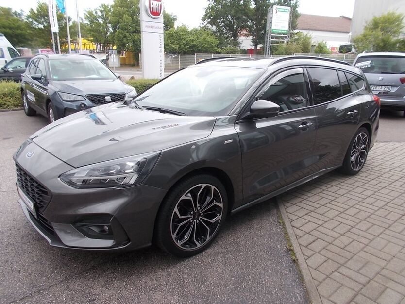 Ford Focus 31.069 km 18.980 € Waldheim 04736